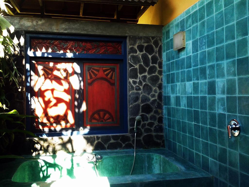 Bebek Biru Hotell Sidemen  Exteriör bild